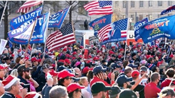 一月六日美国华盛顿大游行。