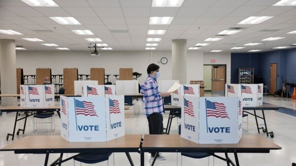 2021年11月2日，美國弗吉尼亞州舉行州長選舉。（圖片來源：Anna Moneymaker/Getty Images）