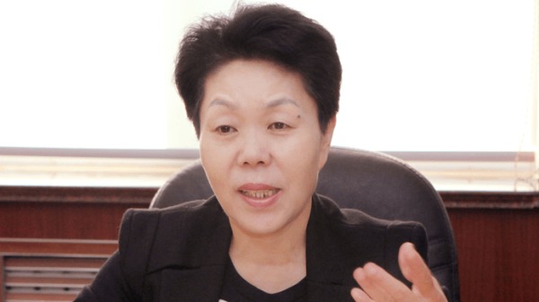 充当“保护伞”，退休三年的女反贪局长李少华被开除党籍。（图片来源：网络）