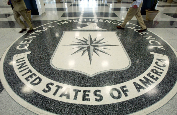 美国中央情报局（CIA）总部地板上的标志。 