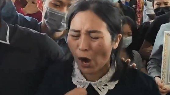 缅甸军政府血腥镇压，致使示威群众死伤惨重，林耀宗母亲痛失爱子，痛心表示自己相当恨透中国的不作为