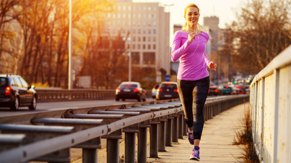 運動可促進血液循環，提高代謝，排除滯留在血管當中的垃圾。
