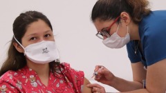 华人打完疫苗红疹蔓延四肢多人中招(图)