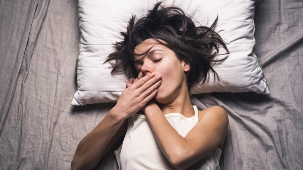 心理學家通過研究發現，不同的睡覺姿勢可以展現出人們不同的性格。