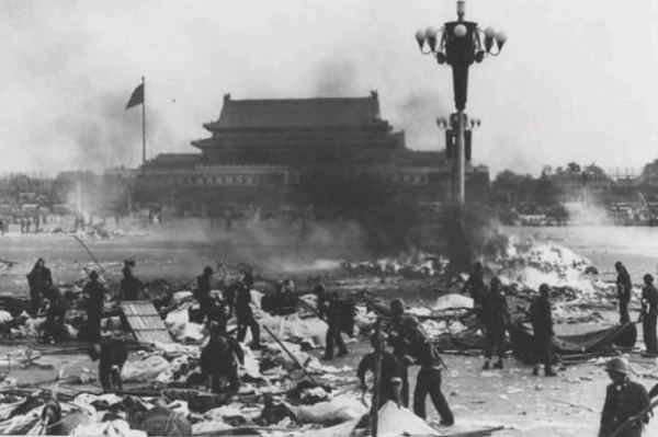 1989年“六四”天安门屠杀