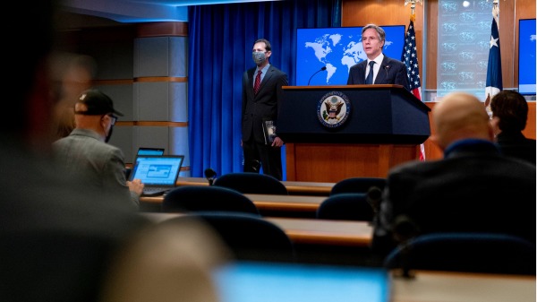 2021年5月12日，美国国务卿在《2020年国际宗教自由报告》在国务院的新闻会上发言。（图片来源：ANDREW HARNIK/POOL/AFP via Getty Images）