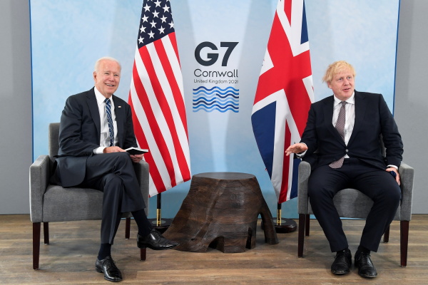 英國首相鮑里斯．約翰遜在G7峰會前會見拜登