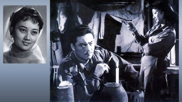 1958年電影《英雄虎膽》的劇照，左為于洋飾演的曾泰，右為王曉棠飾演的阿蘭