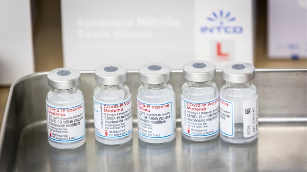 美國莫德納（Moderna）製藥公司的新冠病毒（COVID-19）疫苗。（圖片來源：Yuichi Yamazaki/Getty Images）