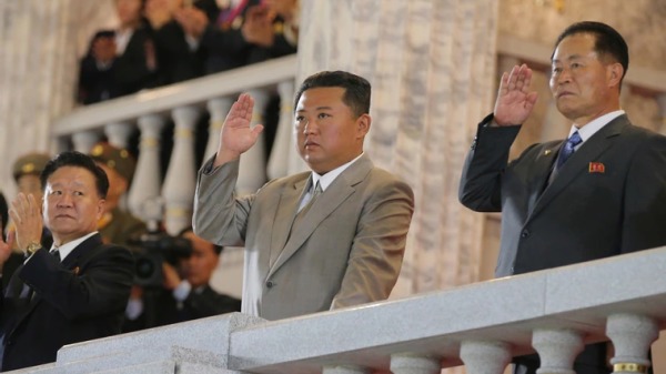 朝鮮於9月9日凌晨舉辦夜間閱兵，以慶祝建政73周年，金正恩出席但沒有發表演說。