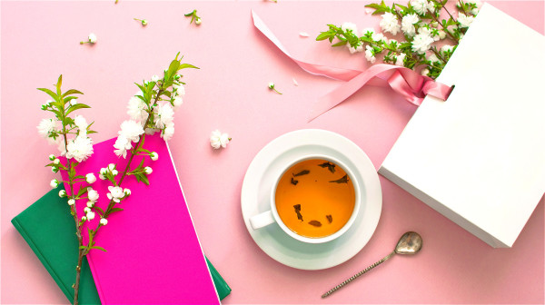 中国人自古以来是喜欢喝茶的民族，茶也是很好的养生饮料。