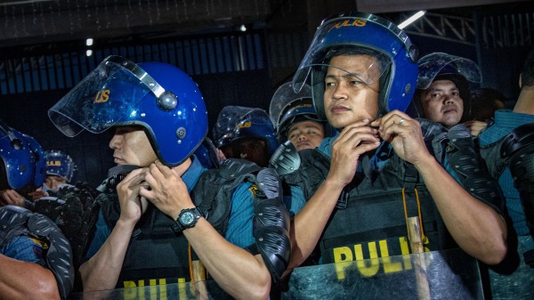 342名中國人在菲律賓被捕