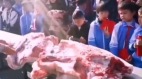 努力读书只为吃肉学校送猪肉猪脚当奖品(图)