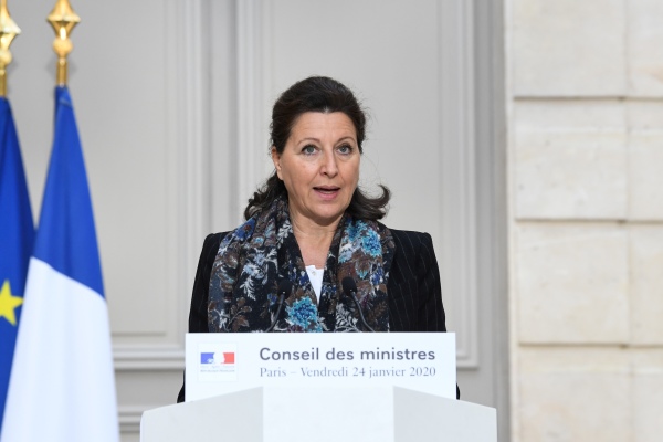 2020年1月24日，法国卫生部长布赞（Agnes Buzyn）在巴黎爱丽舍总统府举行的一次新闻发布会上讲话。