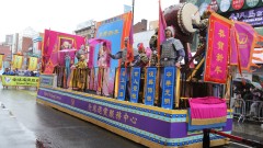 纽约黄历新年大游行华人观众许愿祝福(图)