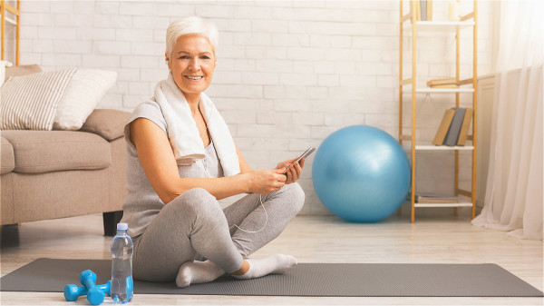 合理健康的堅持鍛練可以延長壽命，增加身體抵抗力。