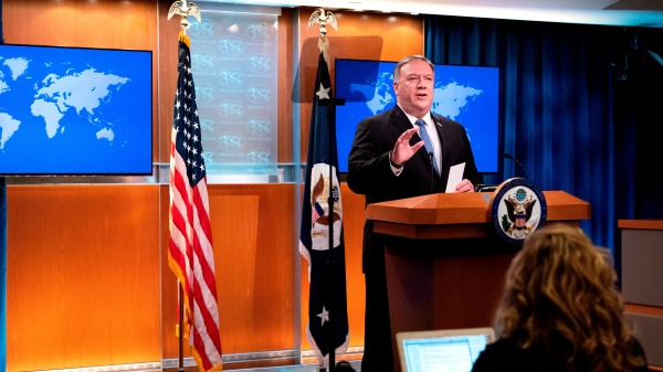 11月10日，美国国务卿蓬佩奥在记者会上表示美国将平稳过渡到川普第二任期。 （图片来源：JACQUELYN MARTIN/POOL/AFP via Getty Images ）