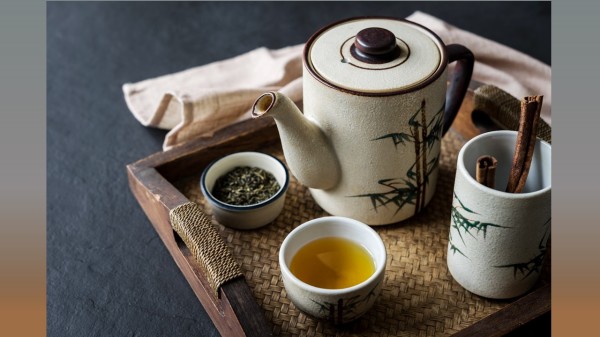 从健康角度来说，陈茶比新茶价值更大。