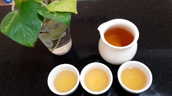 茶 健康 白開水