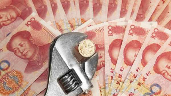 中国出现创纪录的财政赤字。