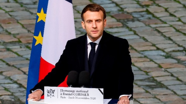2020年11月26日，馬克龍在巴黎榮軍院的一個活動上致辭。