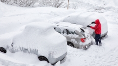 幫汽車鏟雪小心「這地方」可能中毒身亡(圖)