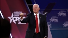 彭斯：美国将充分调动资源防疫吁放下两党斗争(图)