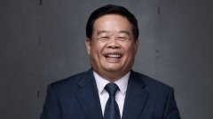 中国玻璃大王接受官媒采访又说了大实话(图)