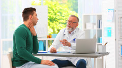 中共肺炎传播力强世卫：患者10大典型症状(组图)