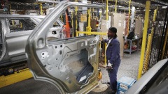 福特克莱斯勒计划四月重启北美汽车生产(图)