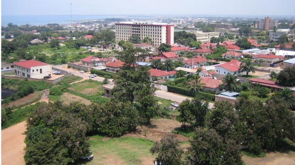 圖為布松布拉，它是蒲隆地最大城市，2018年12月以前是蒲隆地的首都。2019年人口約為109萬人。