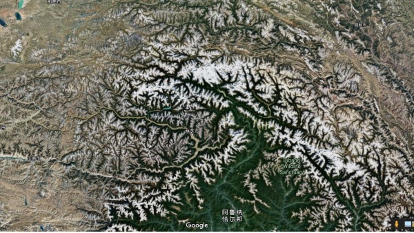 从卫星上看地球上的喜玛拉雅山脉