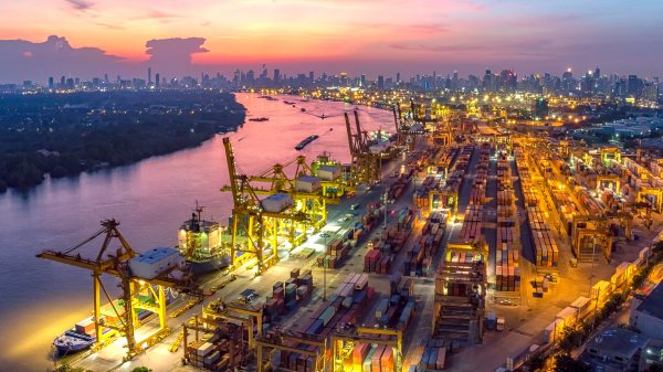 全球第三大集裝箱港口鹽田港擁堵重創全球供應鏈