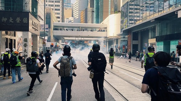 瀕臨失聲的香港（二）：警權打壓採訪衝擊第四權