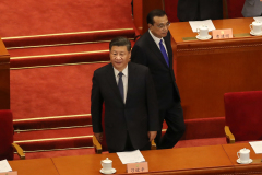 何清涟：中国对内无经济刺激牌可打对外错判局势(图)