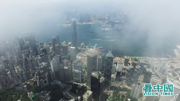 高空俯瞰香港中环和维港