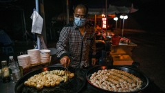 靠“摆地摊”恢复就业中国经济彻底完了(视频图)