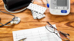 高血压患者睡前千万别做“这些事”(组图)