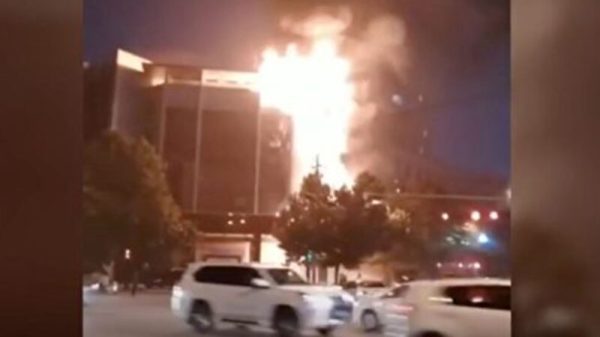6月11日，陝西省渭南市公安局發生火災。（圖片來源：視頻截圖）