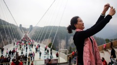 張家界跳崖4青年身份曝光00後女生曾說「快结婚了」(圖)