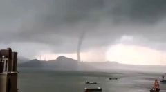 東莞突現「龍吸水」狂風暴雨場面驚人(視頻圖)