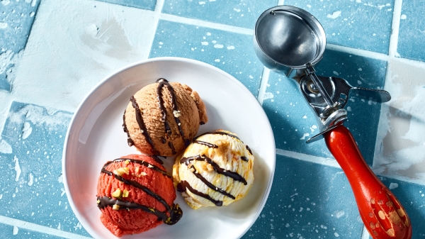 被意大利做为代表性的甜品，冷冻奶制的冰淇淋，是意大利人发明的吗？