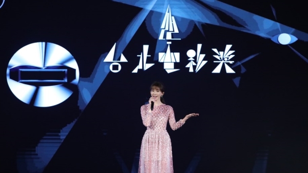 今年台北电影奖颁奖典礼11日晚间在台北市中山堂举行。艺人林志玲惊喜登场，担任开场引言人。