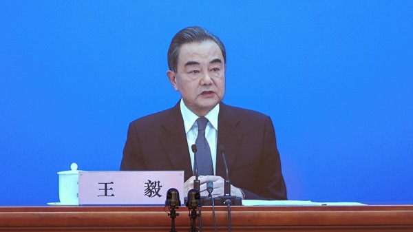 中共外交部长王毅
