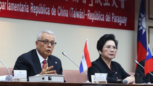 中華民國台灣跟巴拉圭國會議員友好協會今日舉行成立大會，目前有23名會員，且都是國民黨立委；溫玉霞擔任會長，立委葉毓蘭擔任副會長。
