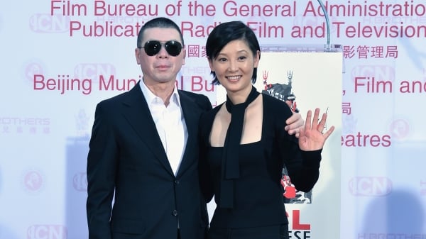 圖為大陸著名導演馮小剛及其明星妻子徐帆。（圖片來源：Getty Images）