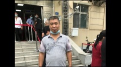 遭非法強拆的武漢居民：腐敗官員派黑道追殺舉報人(圖)
