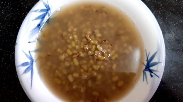 夏天消暑圣品——绿豆汤