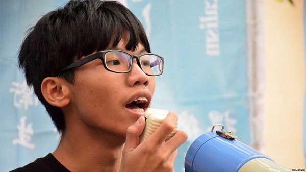 香港学生动源社交专页表示，前召集人钟翰林于今天晚上近9时在元朗被捕，指他涉嫌了煽动他人分裂国家，相关人士亦带走了数袋证物。图文无关。