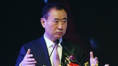 清空海外资产窘境中王健林无奈卖卖卖(图)